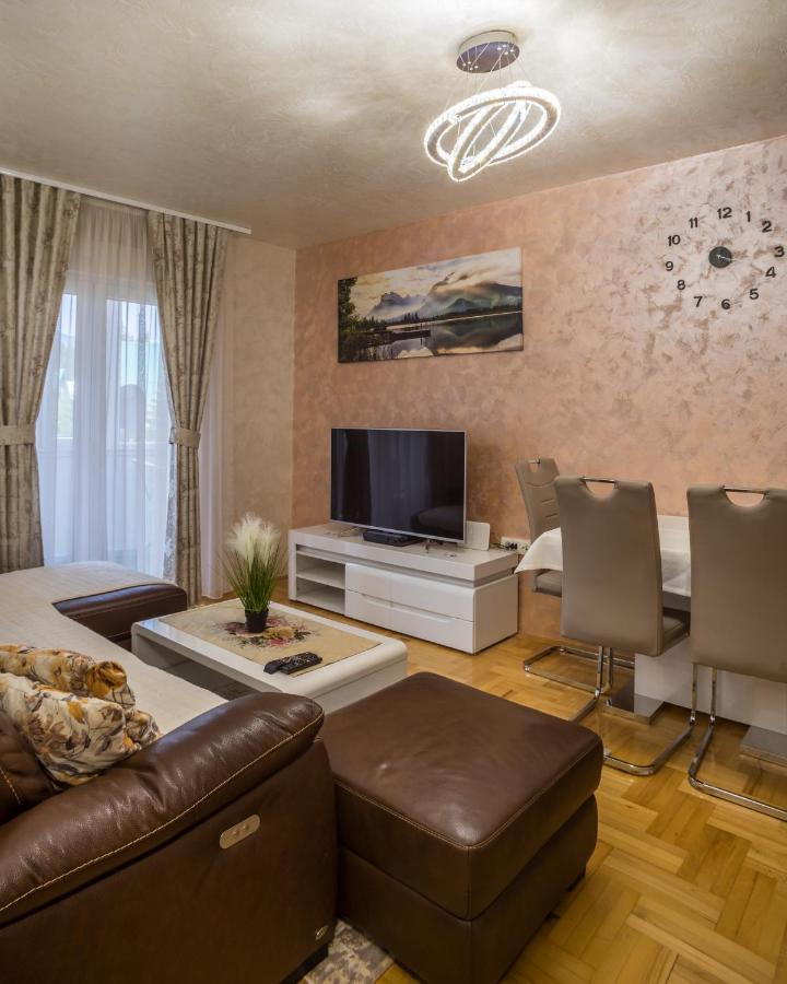 Lux Deluxe Apartment Žabljak Dış mekan fotoğraf